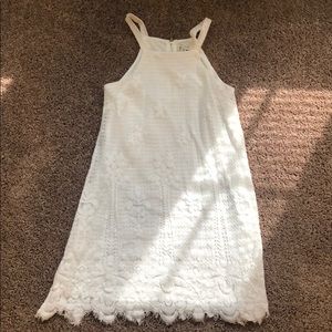 Pretty White Floral / Lace Dress